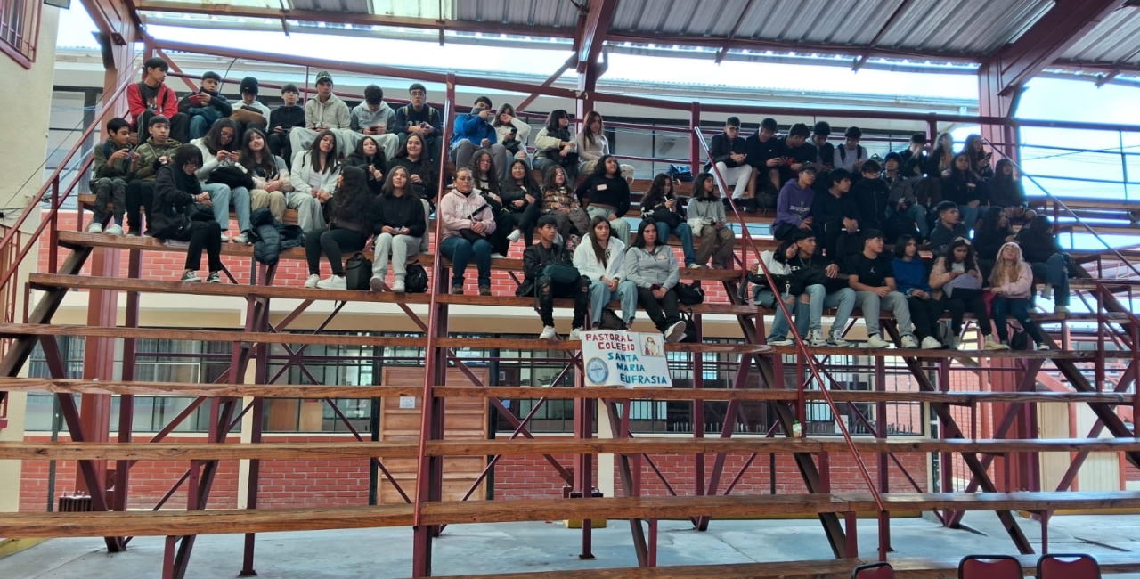 Alumnos y alumnas del Colegio Santa María Eufrasia de Ovalle son protagonistas del “After de Pentecostés”